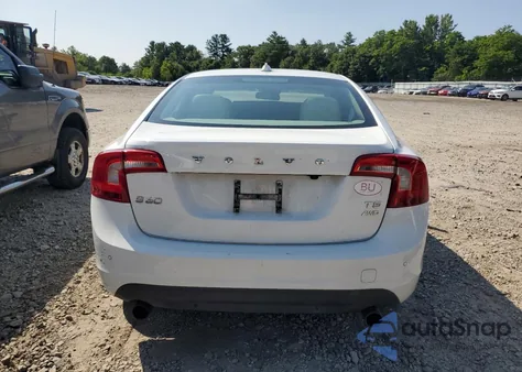 2013 Volvo S60 T5 из США, поврежденный, VIN YV1612FH7D2171039